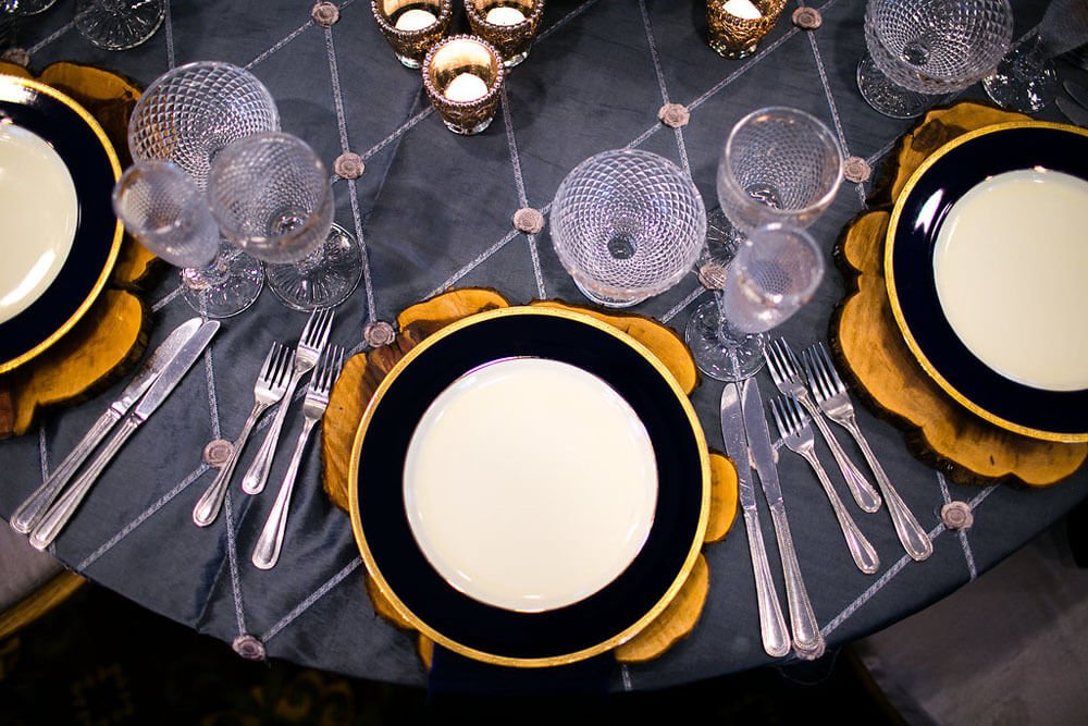 wedding table place setting