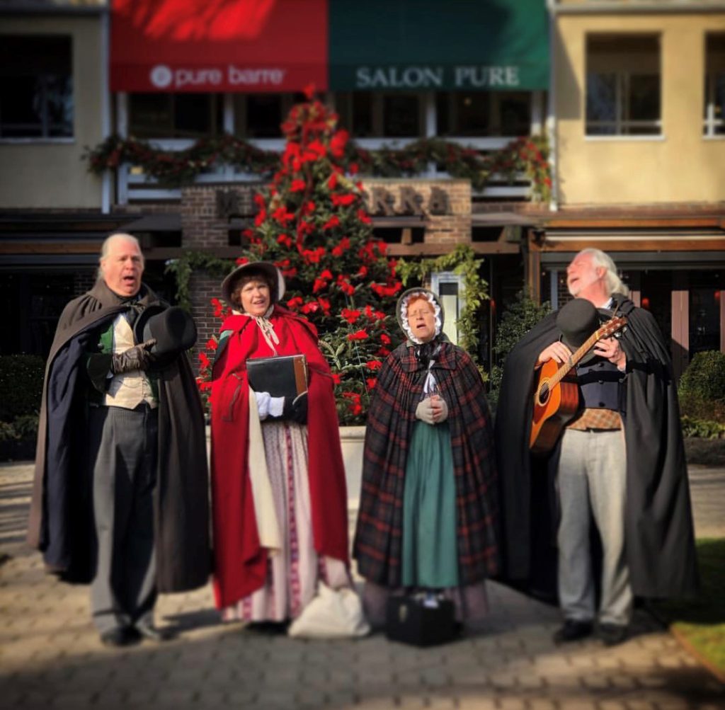 carolers 2018 sized
