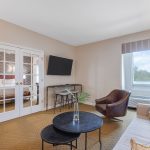 Standard Suites