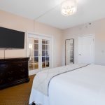 Standard Suites