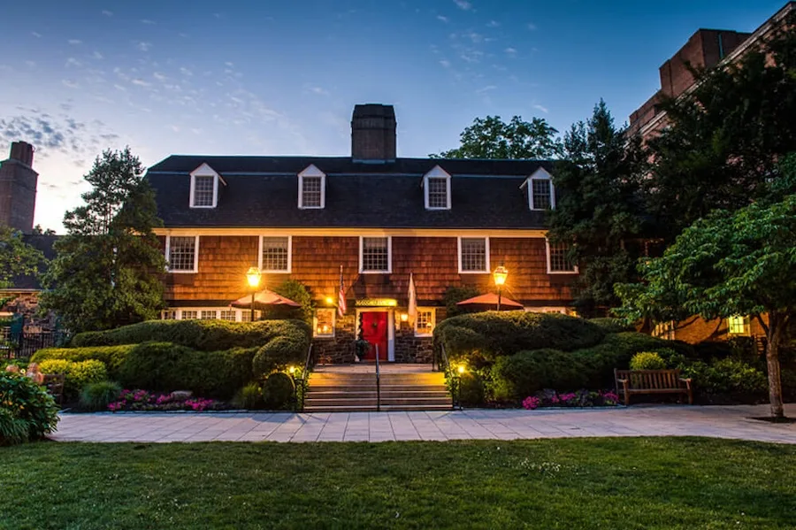 nassau inn from green