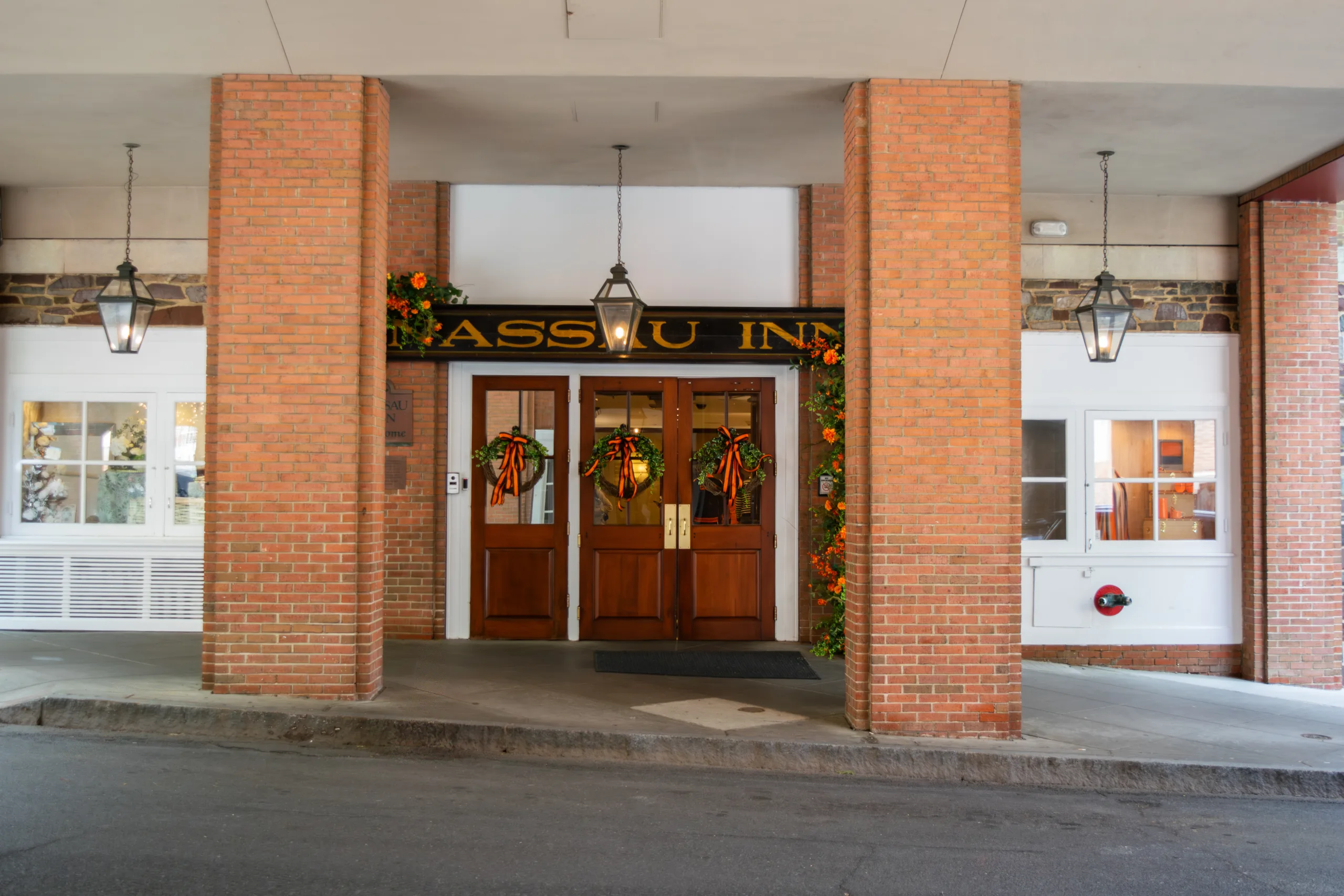 coach entrance